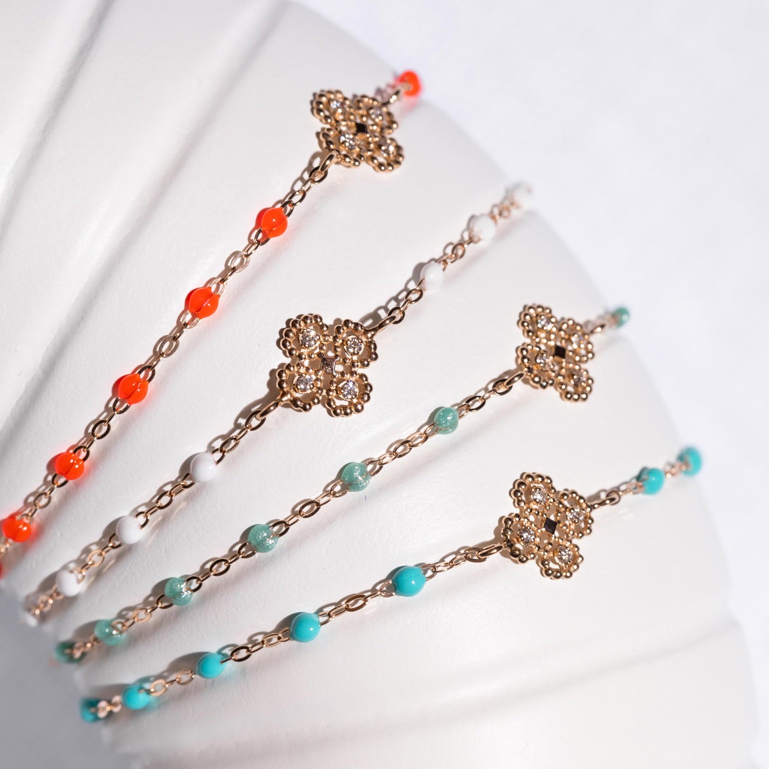 Gigi Clozeau - Eisblaues Armband Lucky Trèfle, Diamanten, Roségold, 17 cm