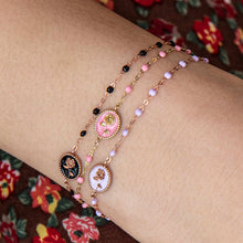 Gigi Clozeau - Armband Rose, Kunstharz in Fuchsia, Gelbgold, 17 cm